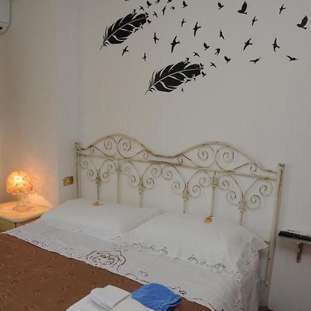 La Casa Di Luna Сан-Бенедетто-дель-Тронто Экстерьер фото