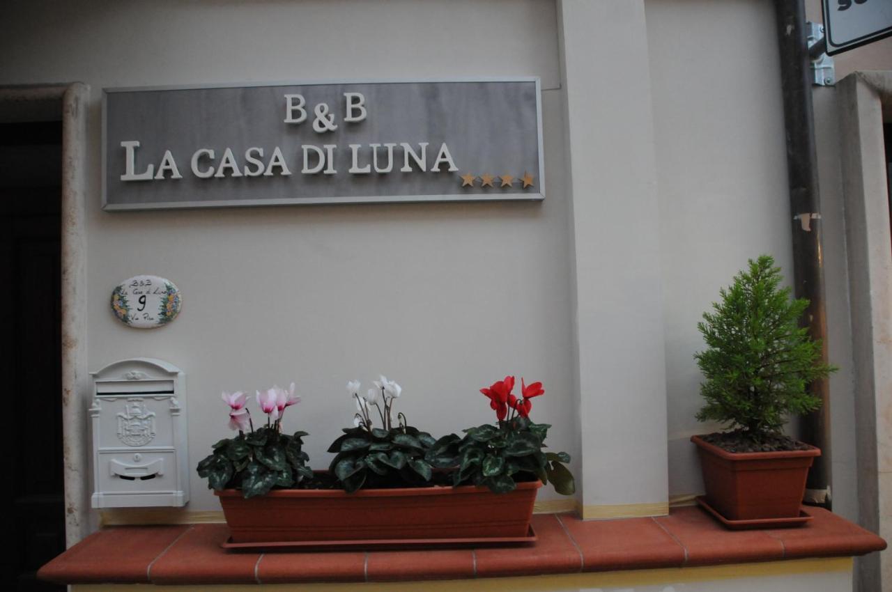 La Casa Di Luna Сан-Бенедетто-дель-Тронто Экстерьер фото